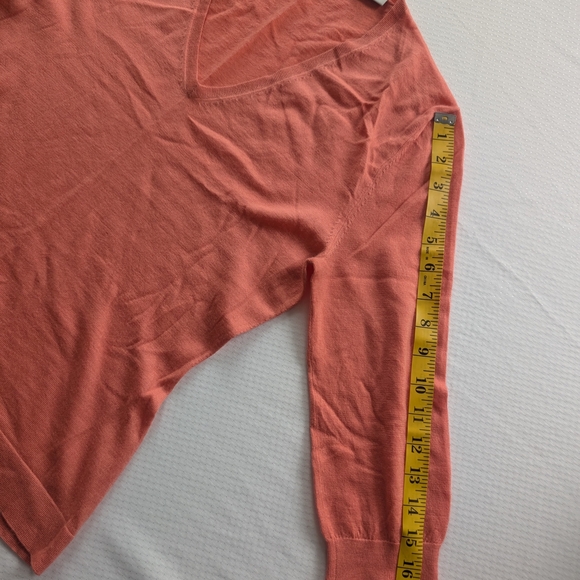 Neiman Marcus Coral V-Neck Sweater - Picture 7 of 9